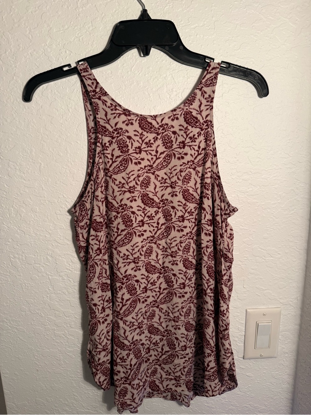 Old Navy Burgundy Floral-Print Sleeveless Tank
